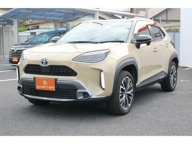 YARIS CROSS