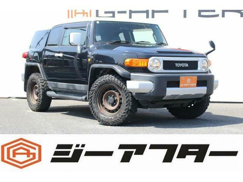 TOYOTA FJ CRUISER