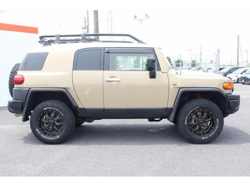 FJ CRUISER