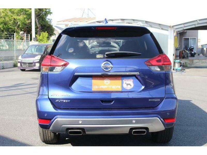 X-TRAIL