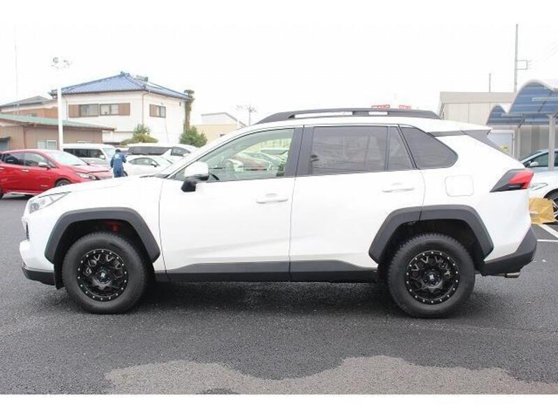 RAV4