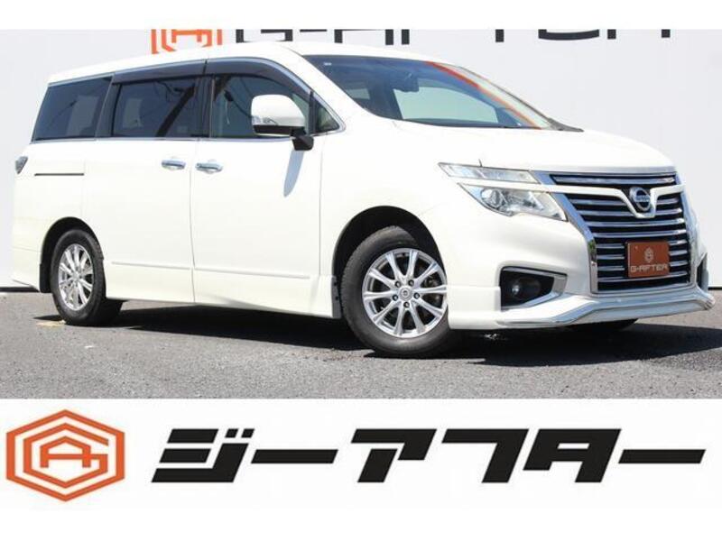 NISSAN ELGRAND