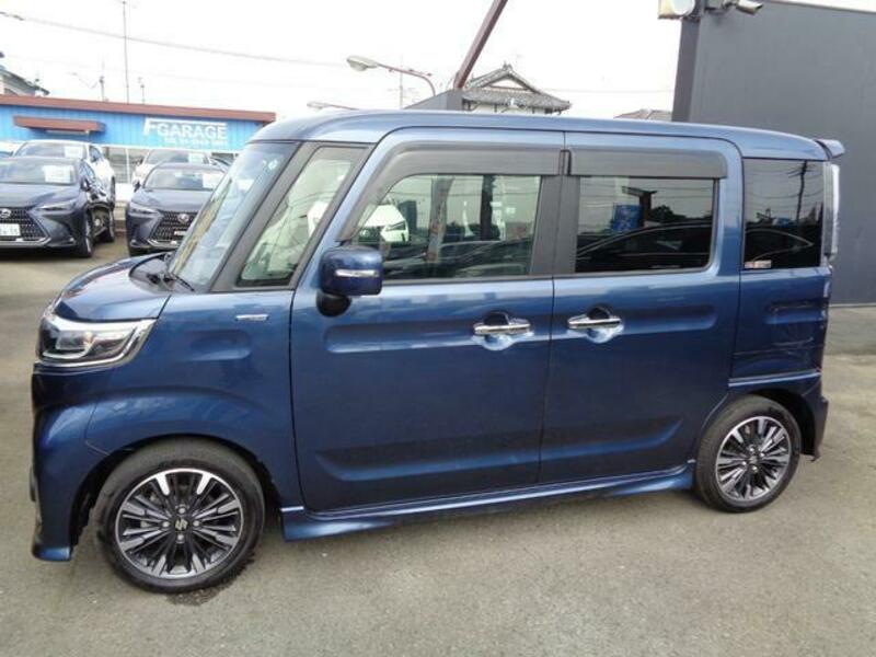 SPACIA CUSTOM