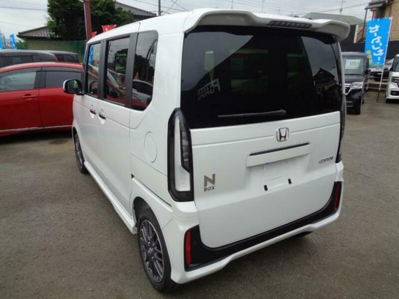 N BOX CUSTOM