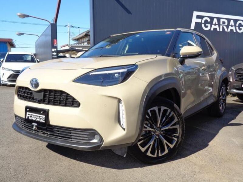 TOYOTA YARIS CROSS