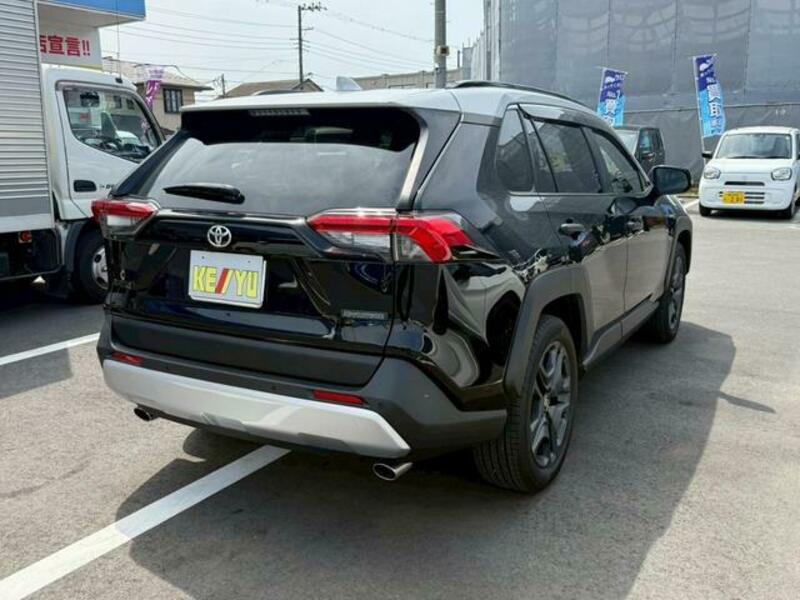 RAV4