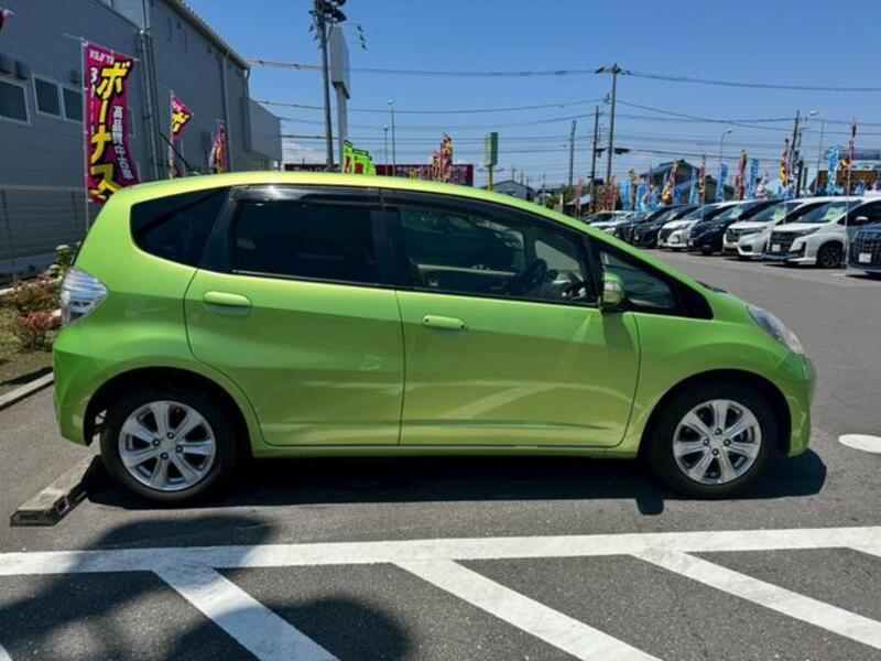 FIT HYBRID