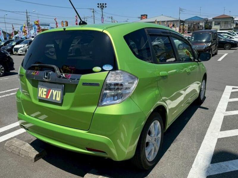 FIT HYBRID