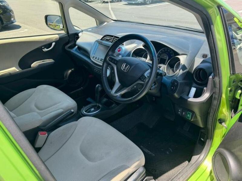 FIT HYBRID