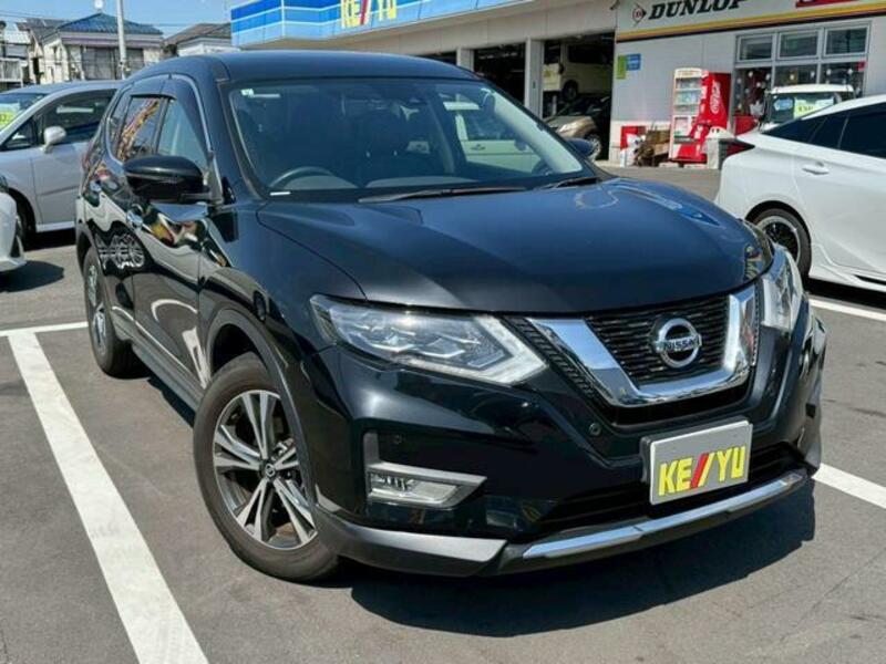 X-TRAIL