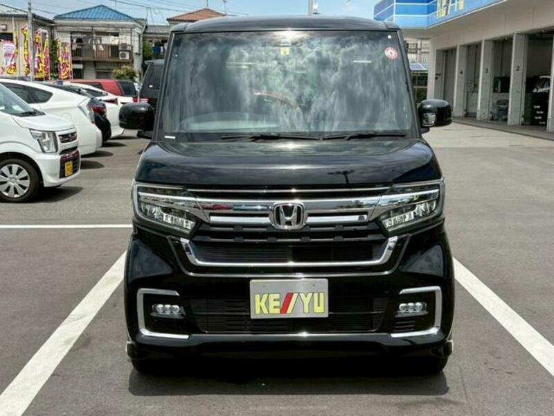 N BOX CUSTOM