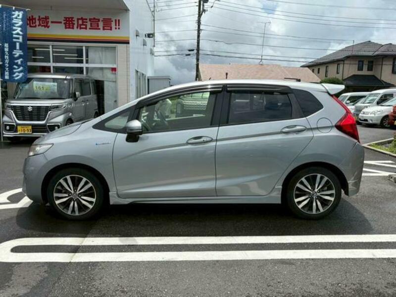 FIT HYBRID