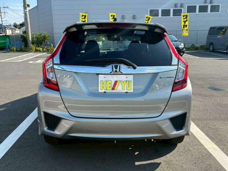 FIT HYBRID