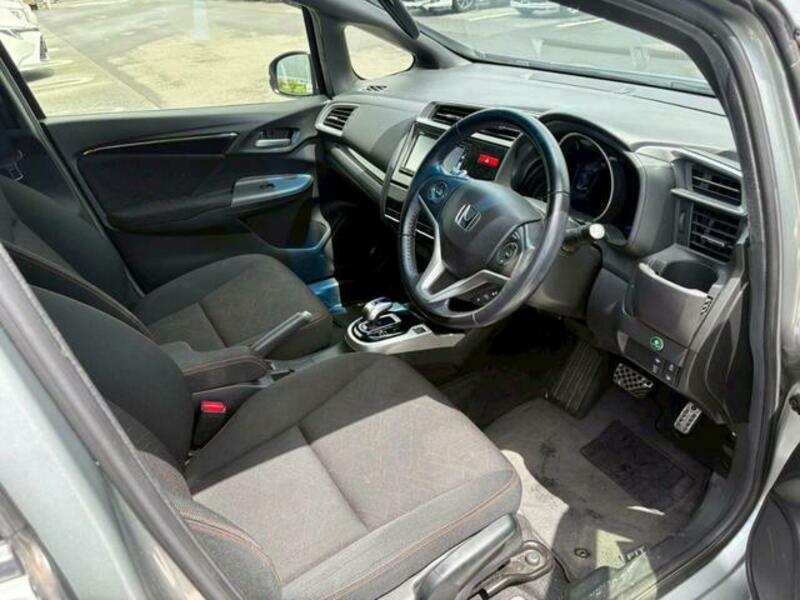 FIT HYBRID