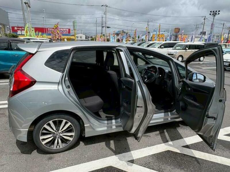 FIT HYBRID