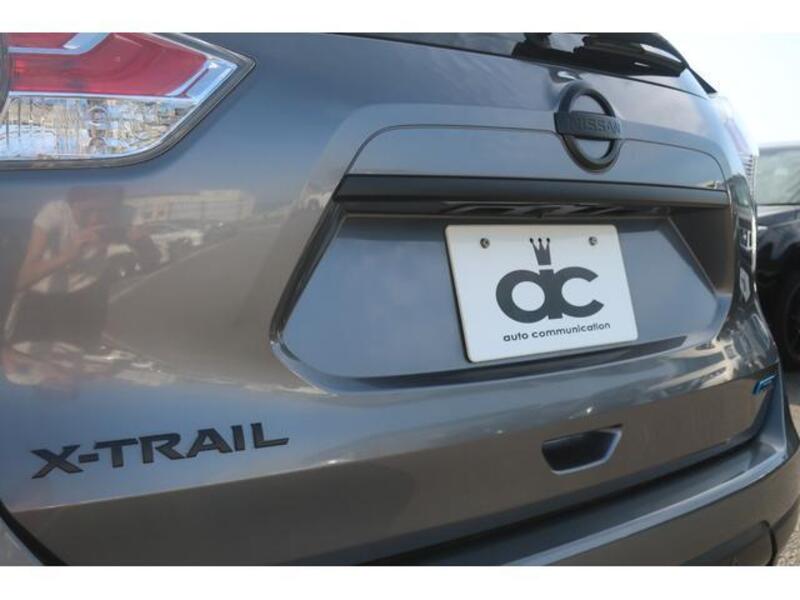 X-TRAIL