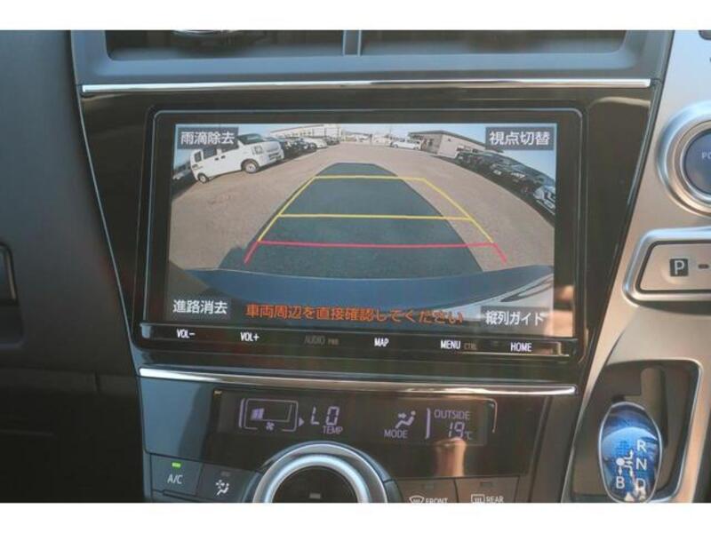 PRIUS ALPHA