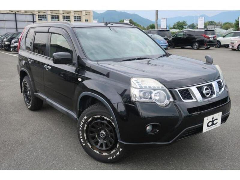 X-TRAIL
