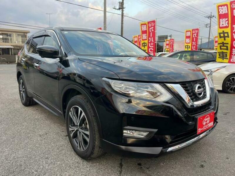 X-TRAIL