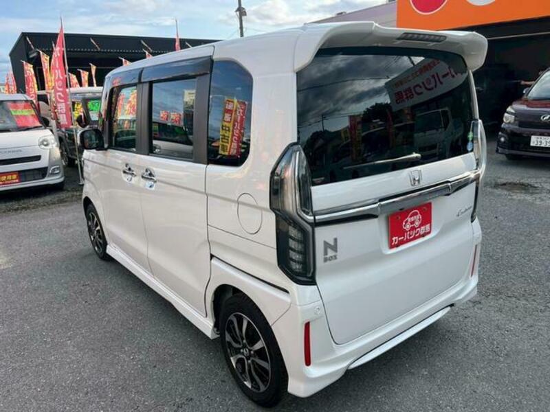 N BOX CUSTOM