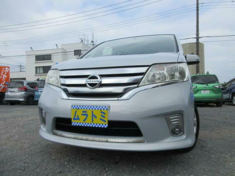 NISSAN SERENA