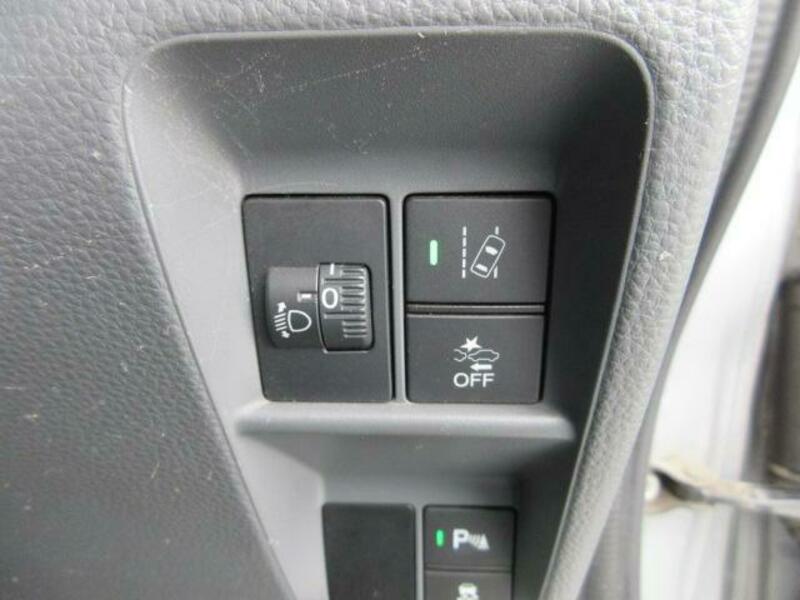 N-VAN