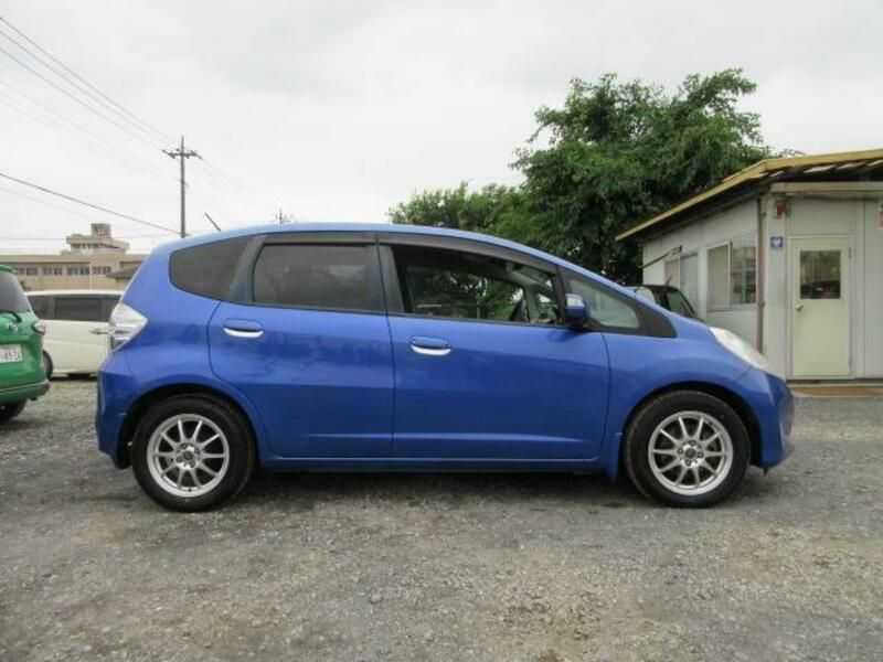 FIT HYBRID