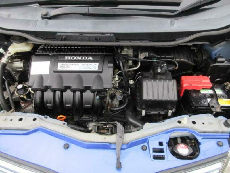 FIT HYBRID