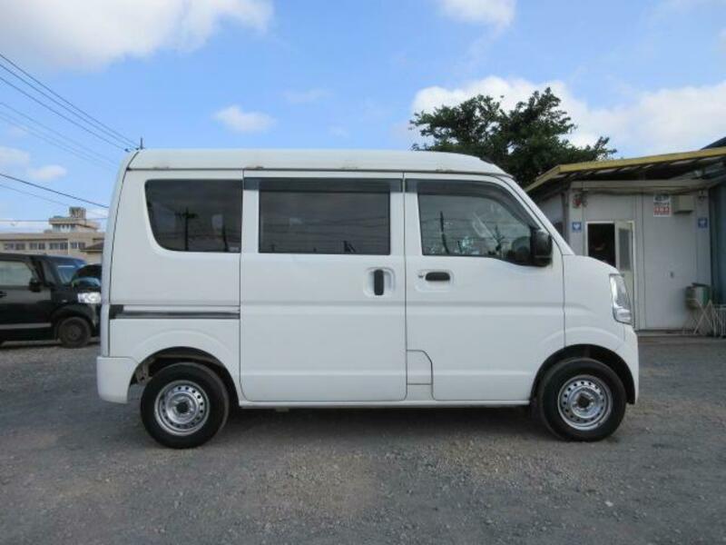 MINICAB VAN