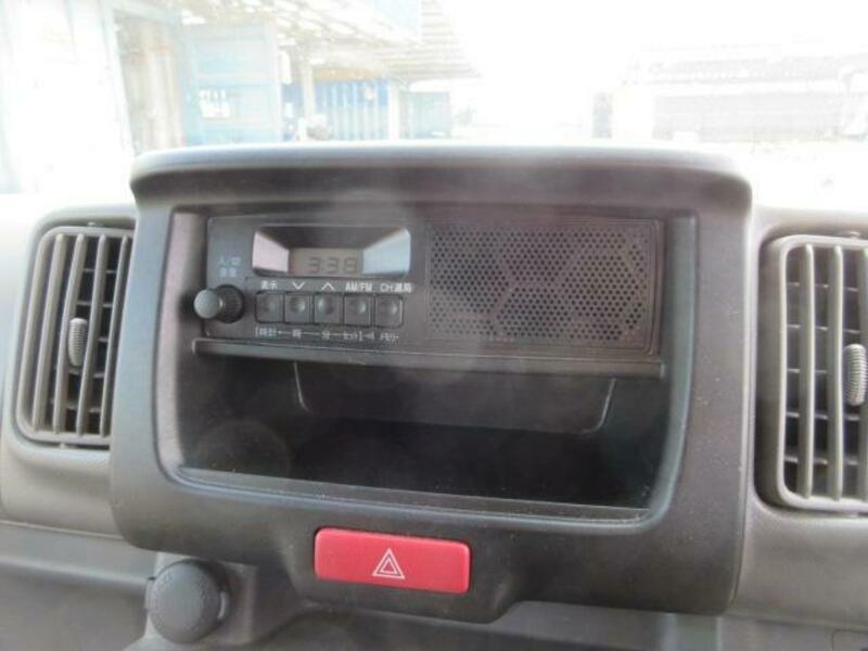 MINICAB VAN