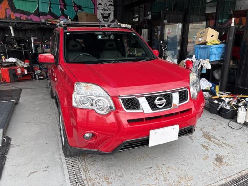 NISSAN X-TRAIL