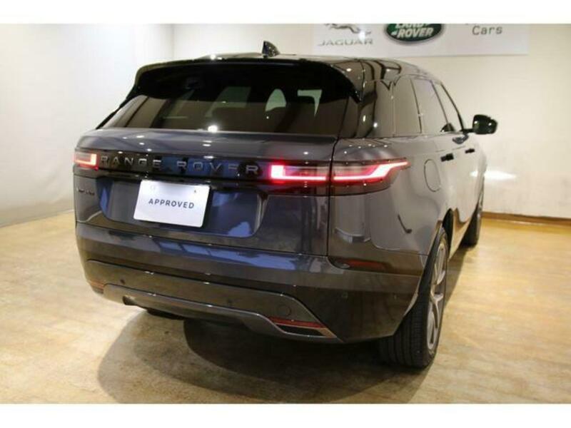 RANGE ROVER VELAR