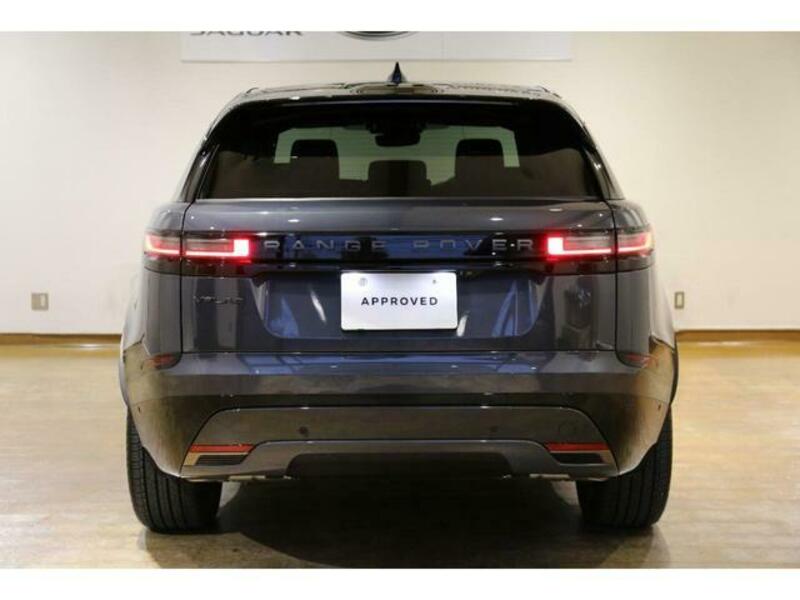RANGE ROVER VELAR