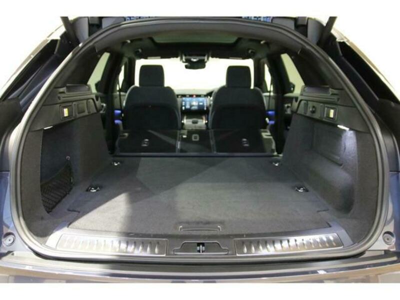 RANGE ROVER VELAR