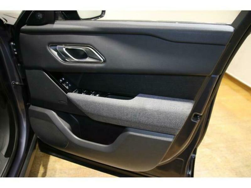 RANGE ROVER VELAR