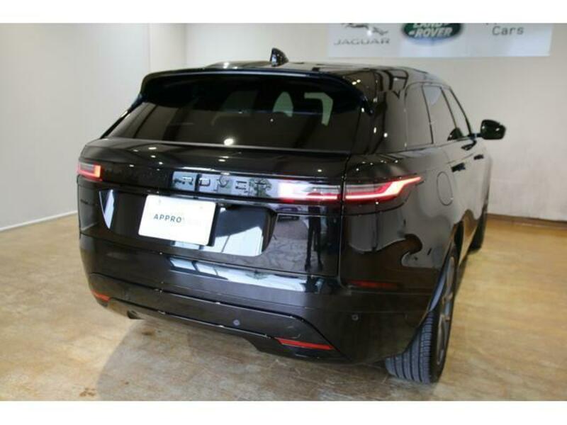 RANGE ROVER VELAR