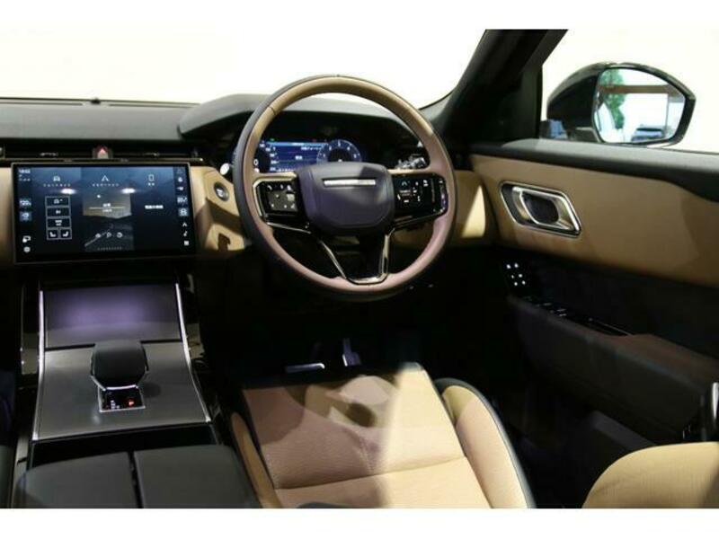RANGE ROVER VELAR