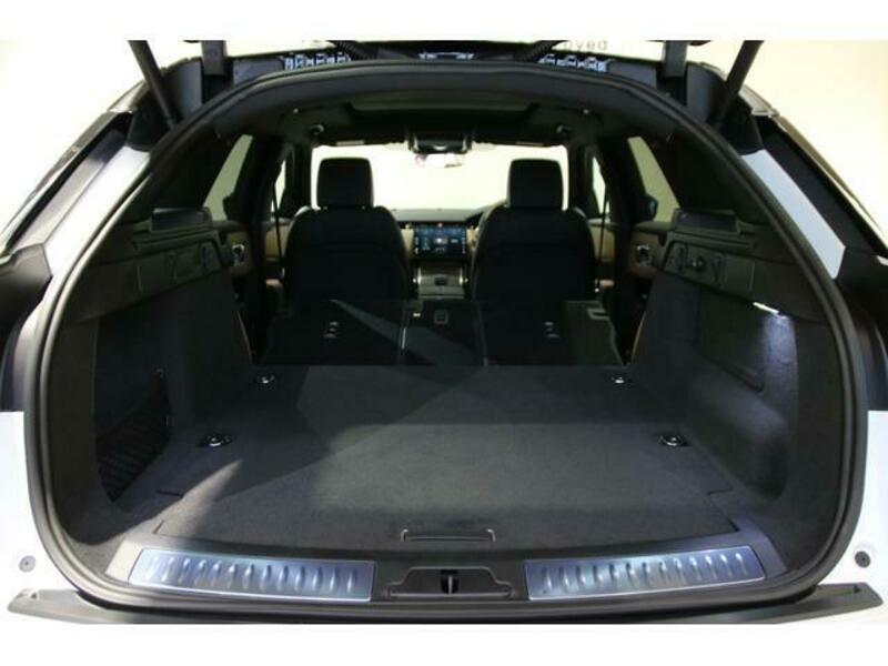 RANGE ROVER VELAR