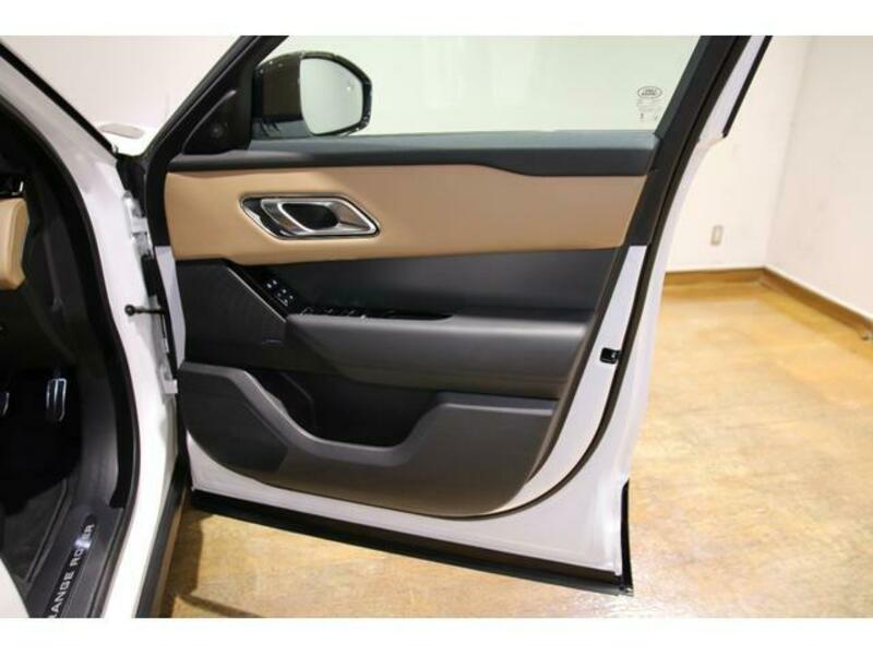 RANGE ROVER VELAR