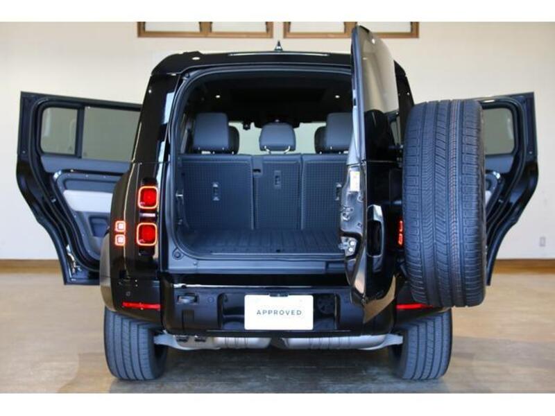 DEFENDER