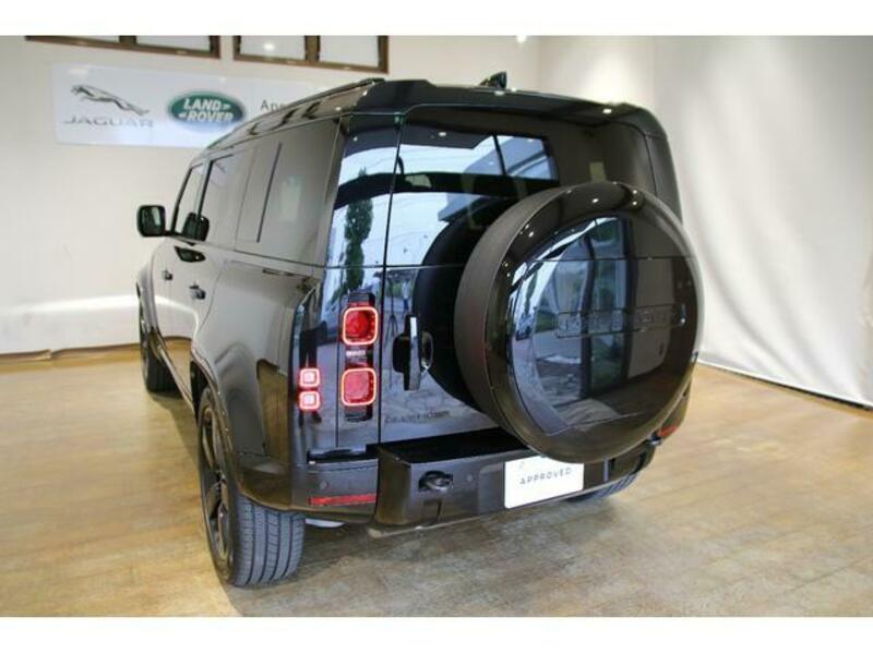 DEFENDER