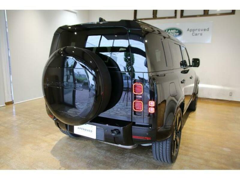 DEFENDER