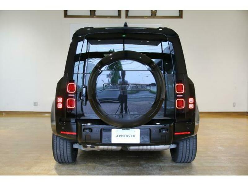 DEFENDER