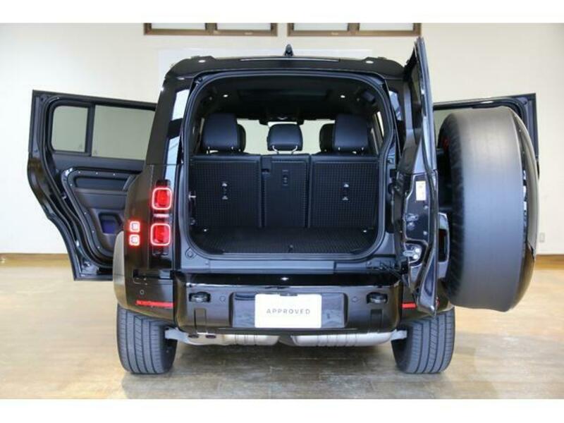 DEFENDER