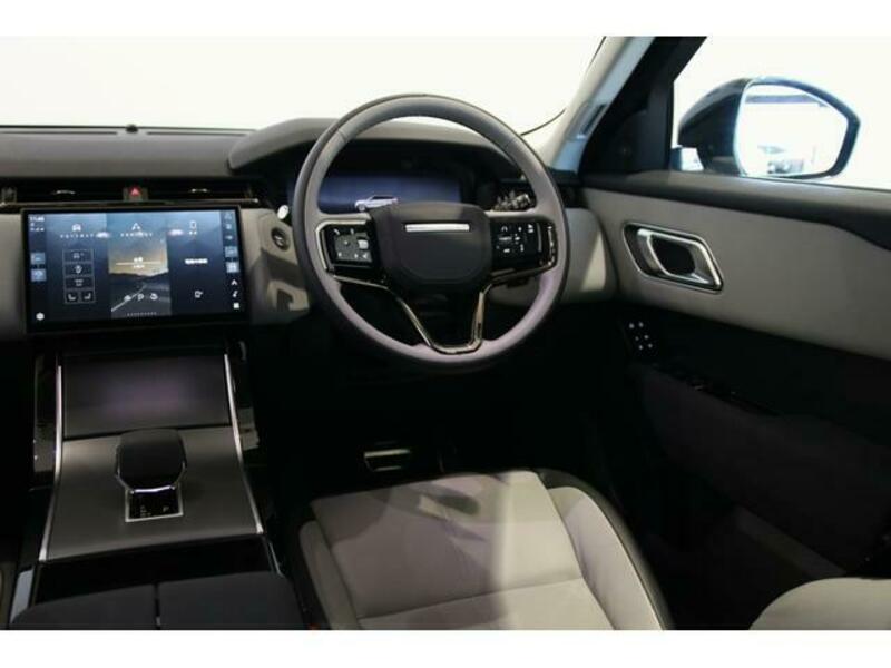 RANGE ROVER VELAR