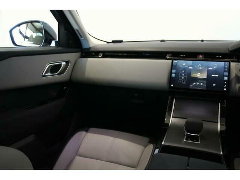 RANGE ROVER VELAR
