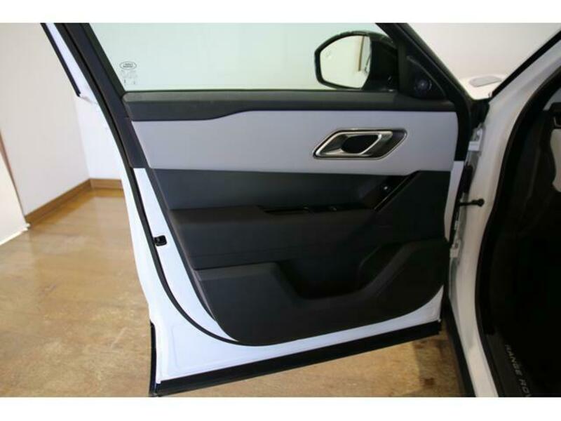 RANGE ROVER VELAR