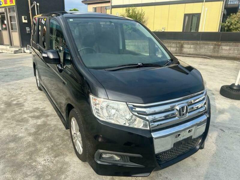 HONDA STEPWAGON SPADA