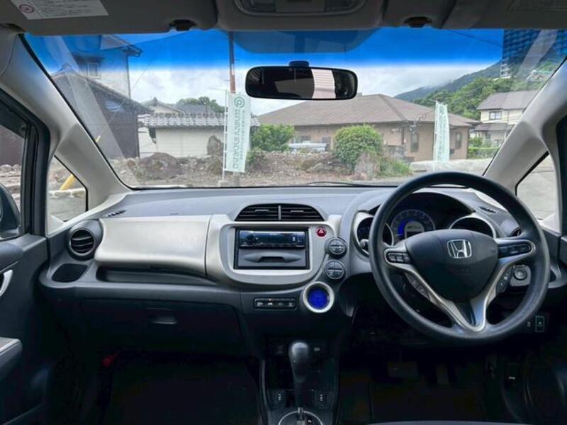 FIT HYBRID
