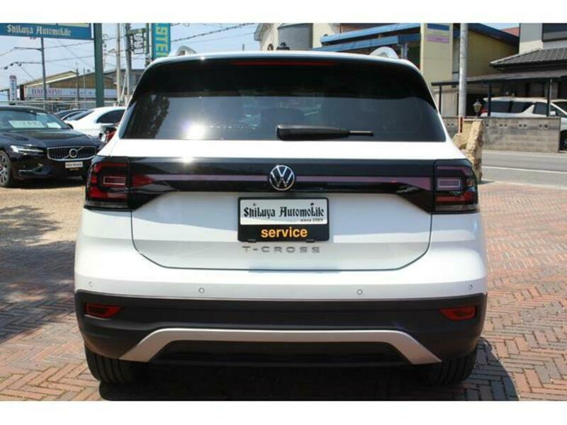 T CROSS